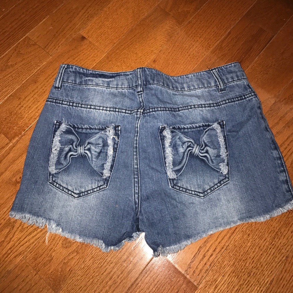 Bow pocket high waisted shorts